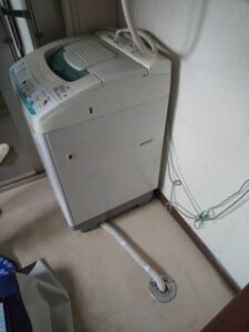 洗濯機の排水つまり　高圧ポンプと薬品洗浄