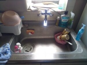 キッチン　台所　蛇口　水漏れ　